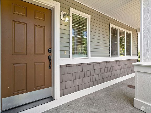 2nd image of 17720 17th Avenue E