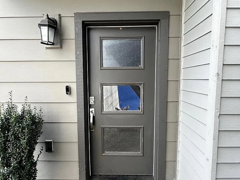 16201 Meadow Rd #B1 — Photo 3