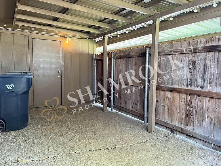 6710 May Dr — Photo 15