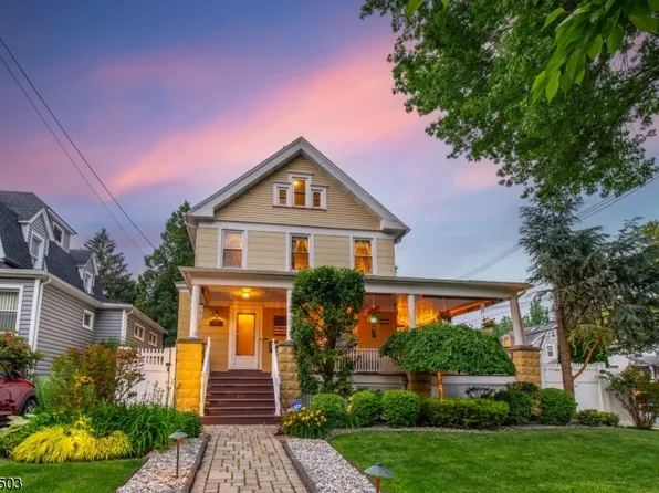 303 Walnut St, Roselle Park Boro, NJ 07204