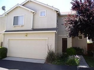 6363 Laguna Mirage Ln, Elk Grove, CA