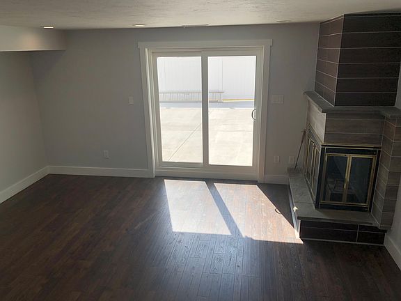 3rd image of 854 Centennial Sq N
