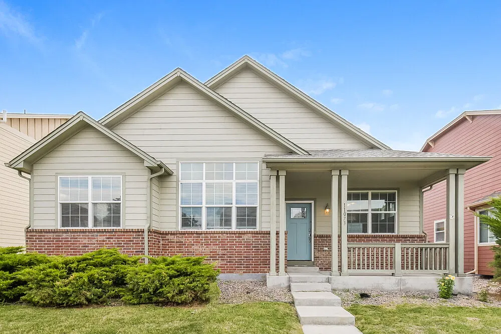 3 bed, 2.0 bath, 2109 sqft, $2,845 — Photo 1