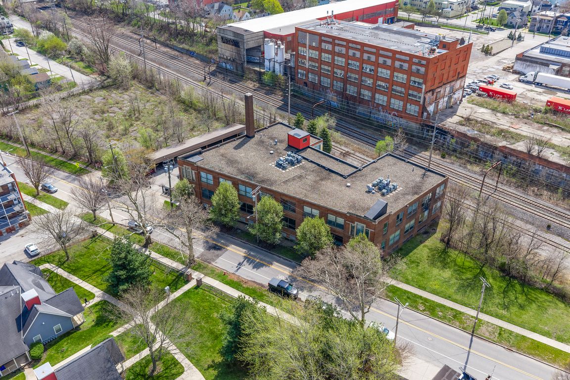 8205 Franklin Blvd APT 3, Cleveland, OH 44102 | MLS #5198798 | Zillow