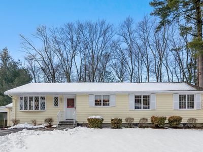 8 Sibley Dr, Bedford, MA, 01730