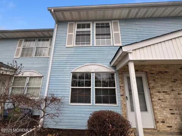 82 Cliffwood Avenue #37, Aberdeen, NJ 07747
