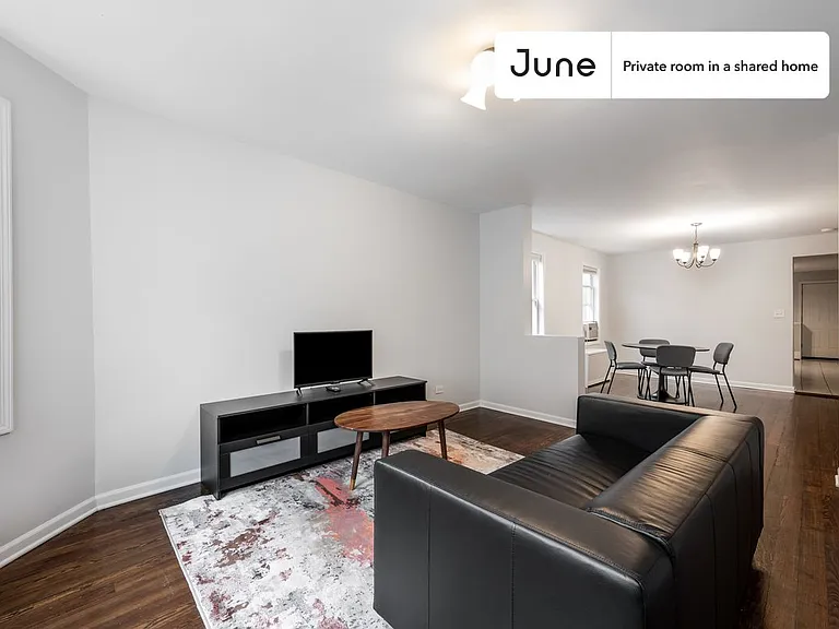2852 N Lawndale Ave #A — Photo 10