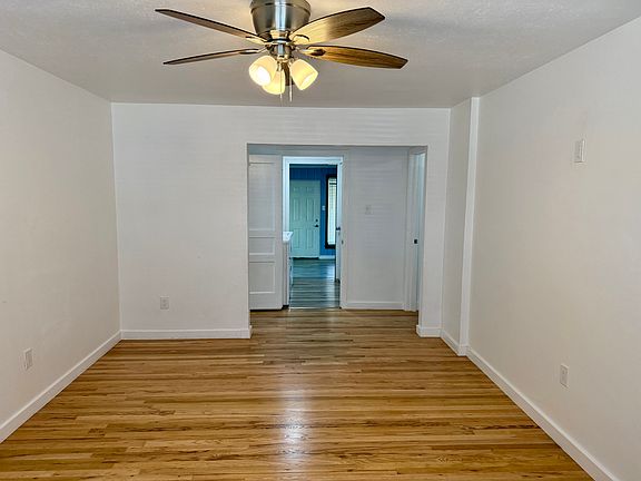 3rd image of 1303 Boyd St