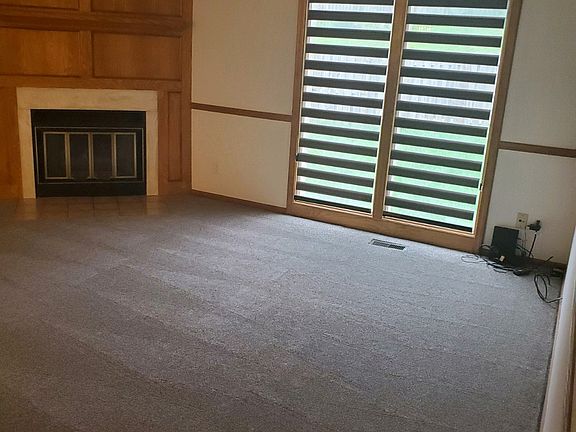 5th image of 12079 Burdette Cir