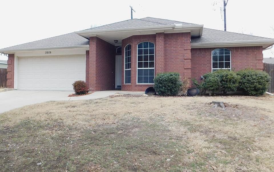 1st image of 3919 Canton Ct #3919