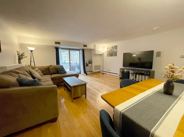 121 Tremont St APT 118, Brighton, MA 02135