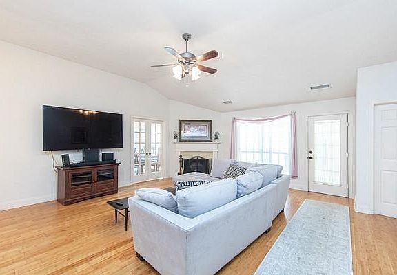 5th image of 3107 Evonshire Ln