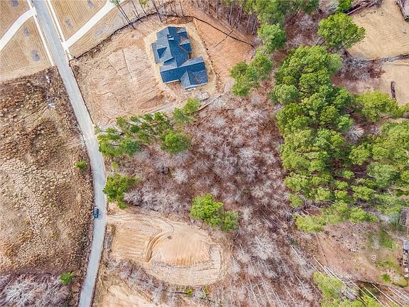 3rd image of 609 Walker Ct Lot 379
