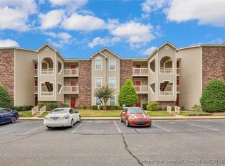 2701 Preston Woods Ln APT 9, Fayetteville, NC 28304