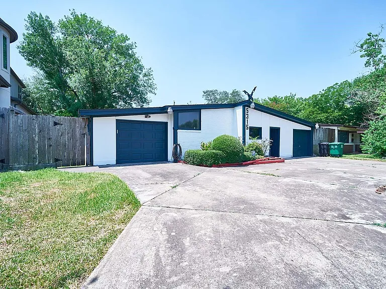 5315 Beechnut St — Photo 16