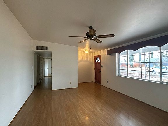 3rd image of 35 E James Dr
