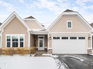 3694 Reddington Cir, Elgin, IL 60124