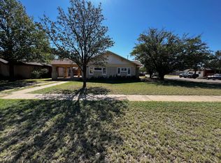 755 W Lubbock St, Slaton, TX 79364