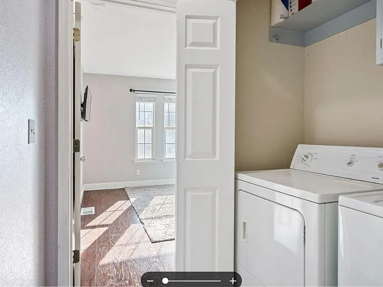2073 Penny Ln — Photo 1
