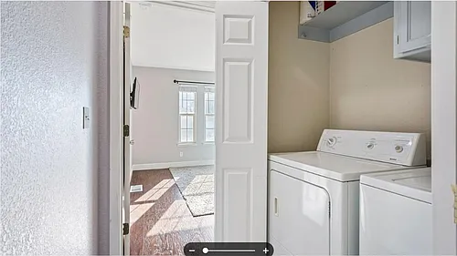2073 Penny Ln Photo 1