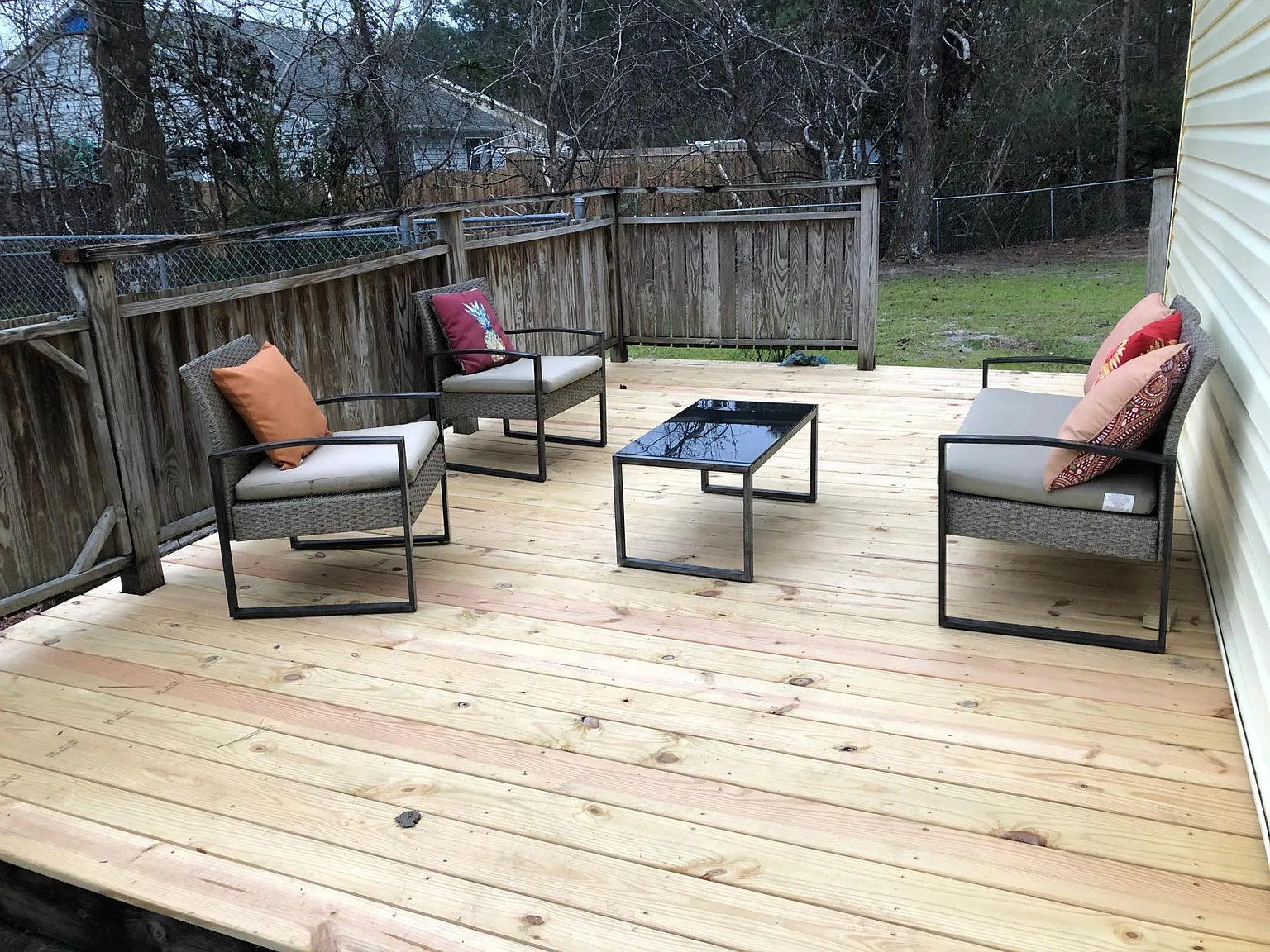 3 bed, 1372 sqft, $1,875 — Photo 3