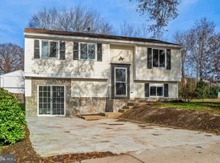 3200 Napper Rd, Alexandria, VA 22306