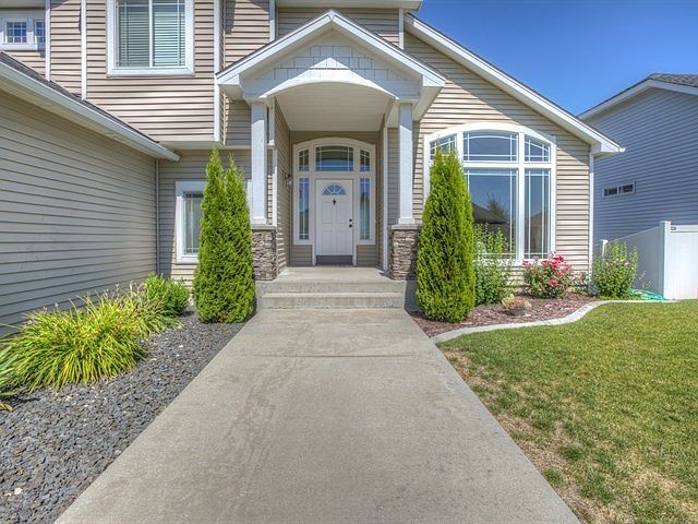 1st image of 6102 N Crestmont Ln