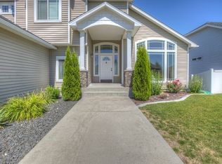 6102 N Crestmont Ln, Spokane, WA 99217