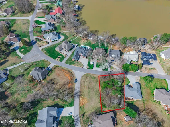 Arrowhead Blvd, Maryville, TN 37801