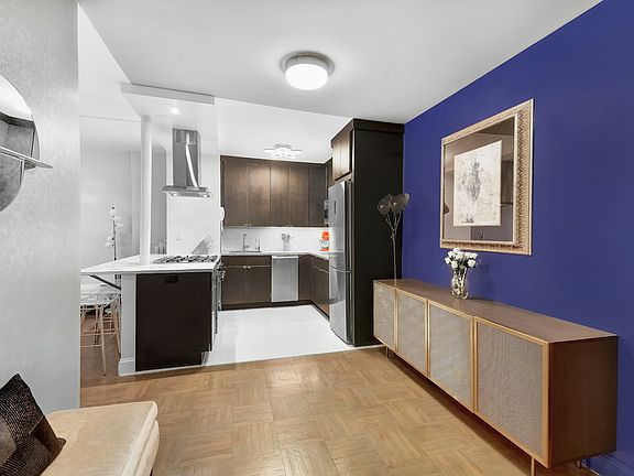3rd image of 300 E 40th St APT 22M