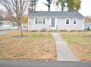 14 Lind Ter, Randolph, MA 02368