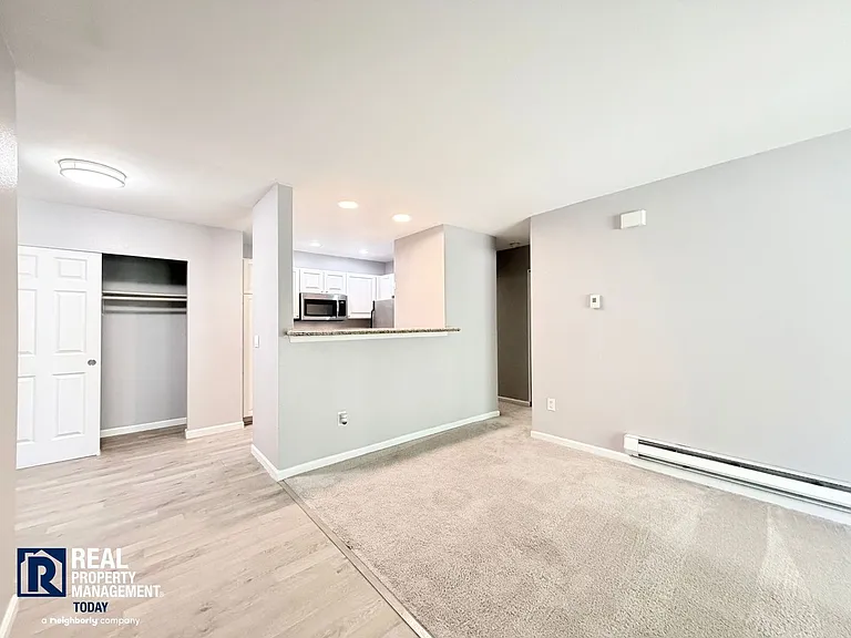 2609 S 272nd St #33 — Photo 5
