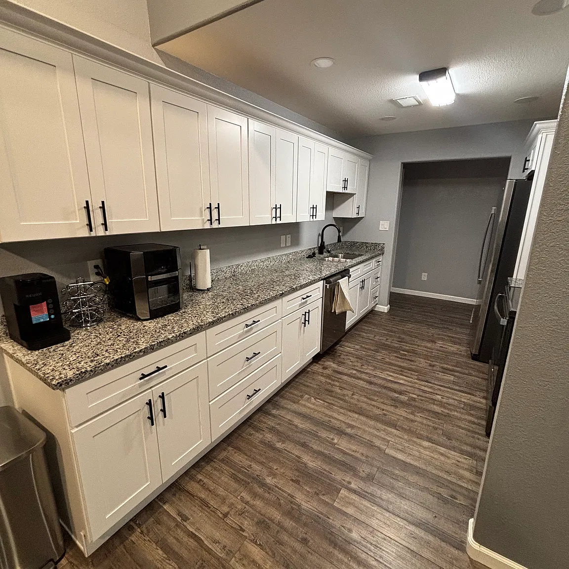 3 bed, 1660 sqft, $3,390 — Photo 3