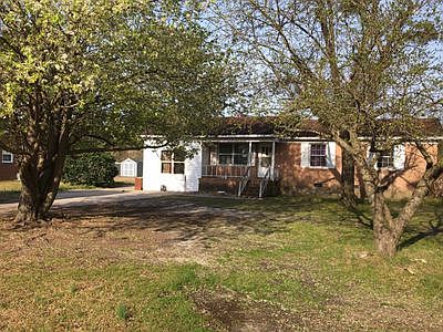 2nd image of 5035 White Oak Loop