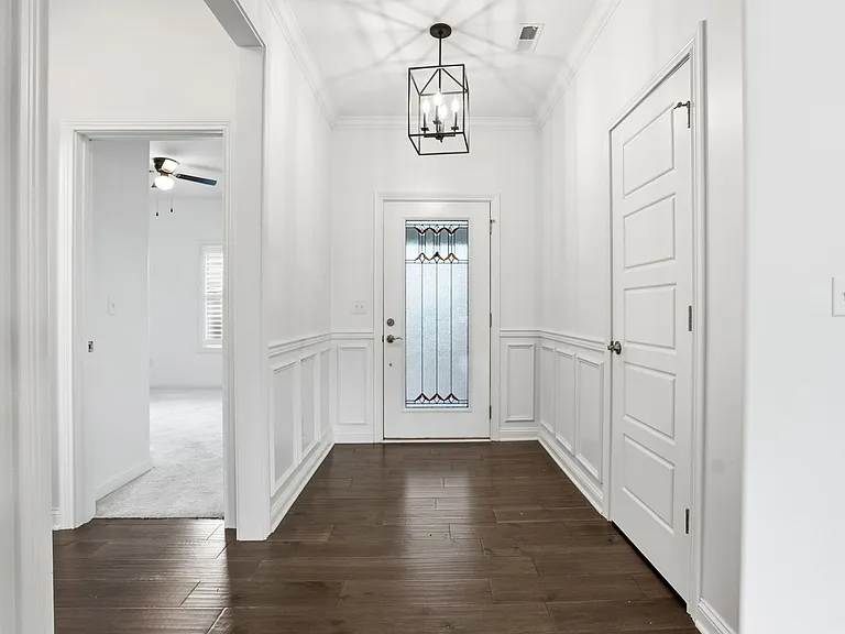 2035 Prestwick Pl — Photo 36