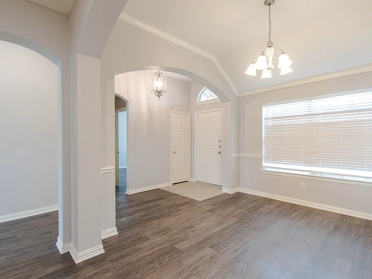 1140 Victory Bells Dr — Photo 4