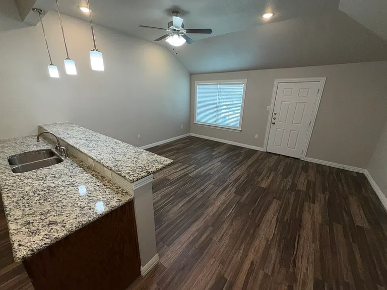 3206 Addison Way — Photo 6