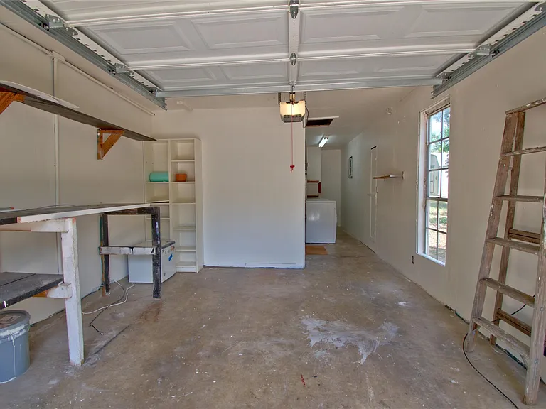2604 Sherwood Ln — Photo 19