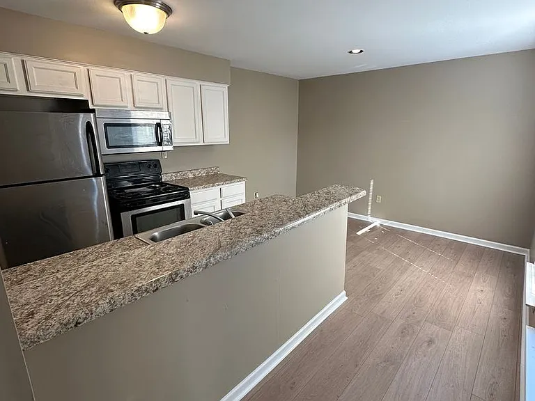 6770 Enchanted Oak Pl — Photo 3