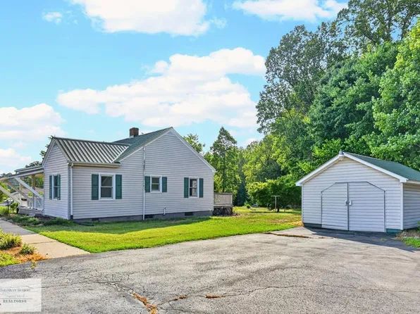 5996 Kentuck Rd, Ringgold, VA 24586