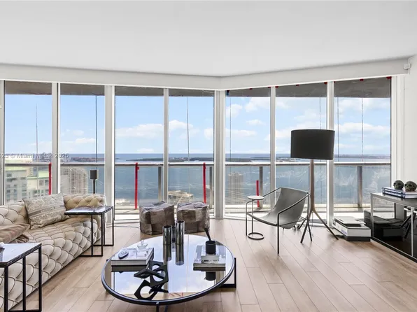 465 Brickell Ave APT 4901, Miami, FL 33131