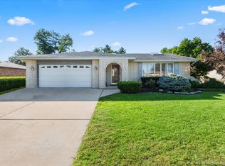 8841 Briarwood Ln, Orland Park, IL