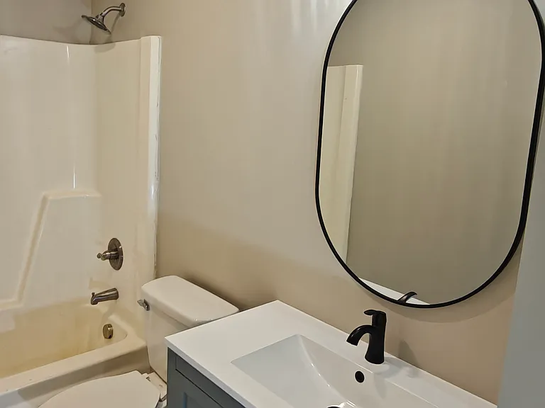 106 W Chestnut St — Photo 11