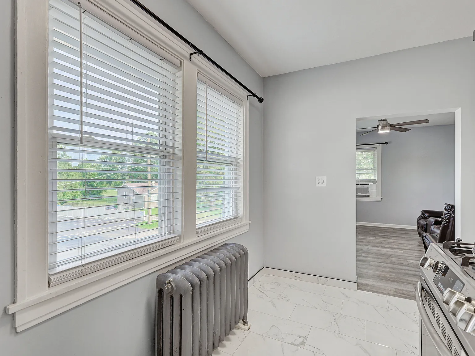 1 bed, 650 sqft, $1,800 — Photo 3