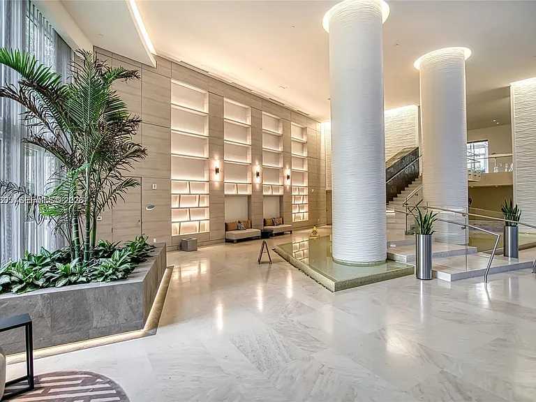 18201 Collins Ave #4209A — Photo 28