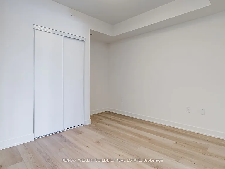 117 Broadway Ave #310 — Photo 6