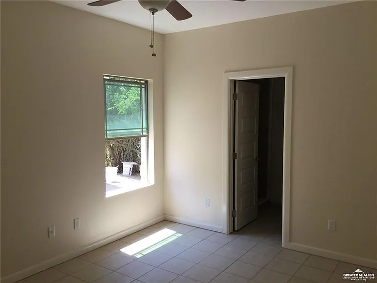 3800 Howard Dr #1 — Photo 4