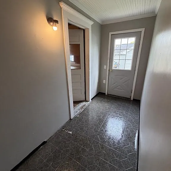 242 W Summit St #244 — Photo 8