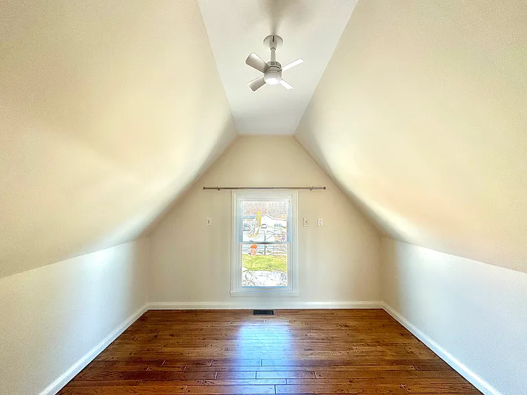 139 Jefferson Hts #3 — Photo 14