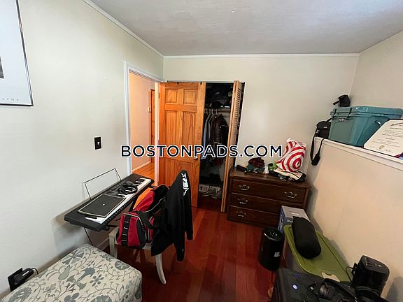 2nd image of 108 Perkins St #6